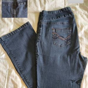 REITMANS pull on jean 18 x 32